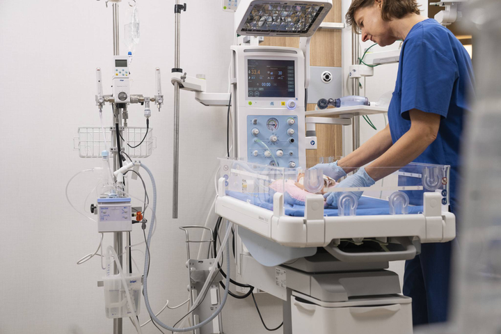 Dräger Seattle PAP plus Bubble CPAP Generator